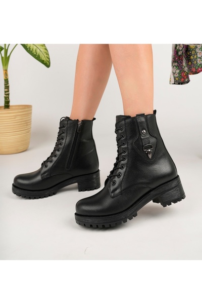 Garmoda Hakiki Deri Siyah Kadın Günlük Postal Bot GRG1135