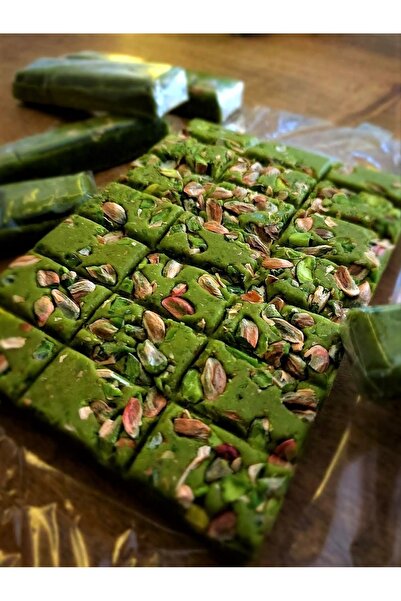 ÇAY BÖREK Parça Fıstıklı Özel Fıstık Ezmesi