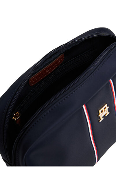 Tommy Hilfiger Tommy Hilfiger Lacivert Kadın Omuz Çantası AW0AW177100GY