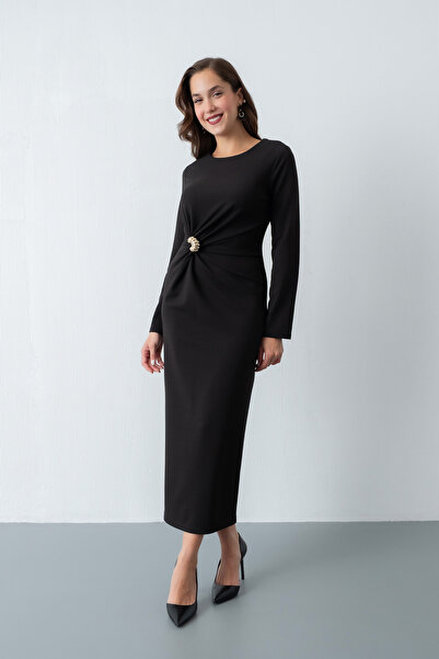 OFZE Kadın Siyah Aksesuar Detaylı Davet Elbisesi