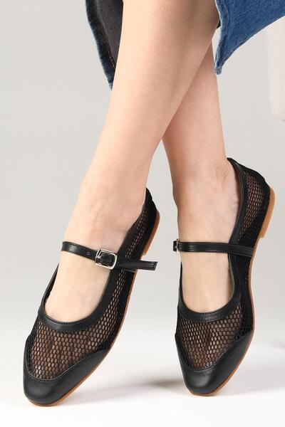 Mio Gusto Michelle Black Blunt Toe Mesh Women's Ballerina Shoes