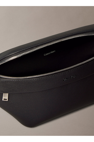 Calvin Klein Siyah Erkek Bel Çantası MICRO PEBBLE WAISTBAG 38