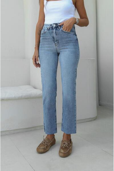 Havoş Mavi Boy Fit Kesik Paça Jean