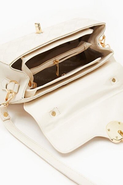 Levidor Cream Colored Diamond Slice Handbag