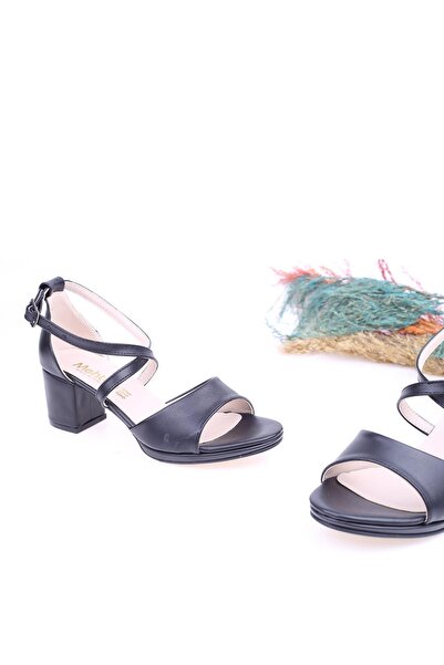 Papuçsepeti Papuç Sepeti Mht 1660 Pantofi de damă de 6 Cm Cu Toc Deschis Plat...