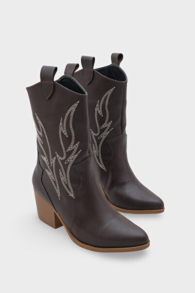 LOJO Kadın Sivri Burun Nakışlı Western Günlük Topuklu Bot Sovey Kahve