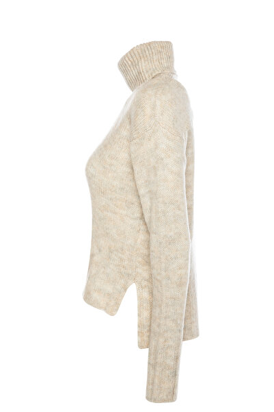 F&K 3X2 High Neck Feathered Sweater