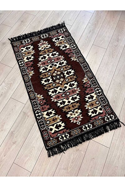 DERAS TEAM TRADITIONAL RUG First Quality