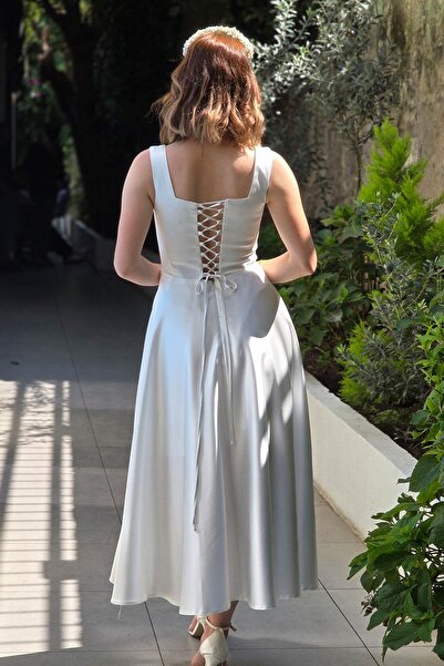 Yonca Moda Evi Beyaz Kare Yaka Askılı Midi Boy Abiye 7000