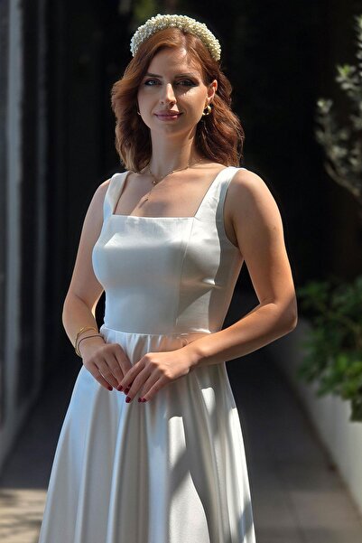 Yonca Moda Evi Beyaz Kare Yaka Askılı Midi Boy Abiye 7000