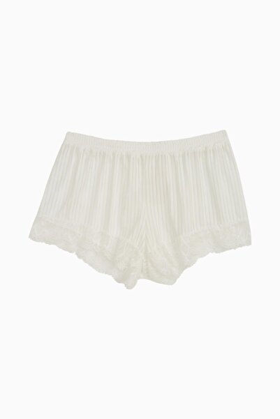 Wonna Ecru Color Shorts - Lace Detail, Model 2578