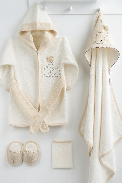 mia mia Sevimli Ayıcık Nakışlı Bebek Bornoz Seti – Unisex – %100 Pamuk – 4’lü