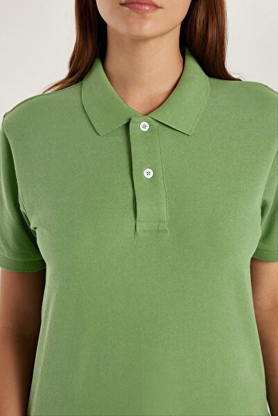 Tudors Ανδρικό μπλουζάκι με πράσινο γιακά πόλο με λεπτή εφαρμογή - βαμβακερή και απαλή υφή, ύφασμα που διατηρεί το δροσερό