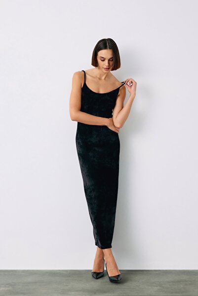 Sateen Askılı Kadife Midi Elbise - SİYAH