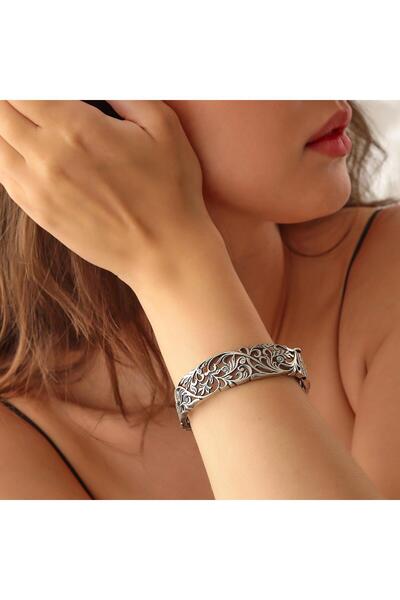 Nusret Takı 925 Ayar Gümüş Oval Ajurlu Süzme Zirkon Taşlı Bilezik