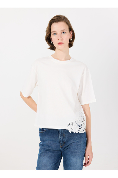 Sisley Tricou pentru femei cu decolteu rotund alb catifelat 3F1QL107M