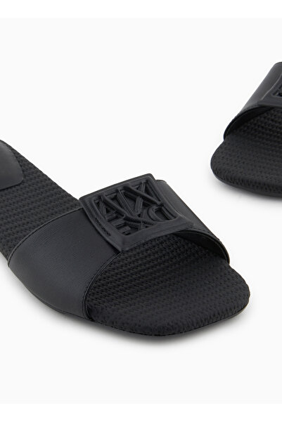 Armani Exchange Logolu Tek Bantlı Terlik TERLİK XDP055 XV921 00002