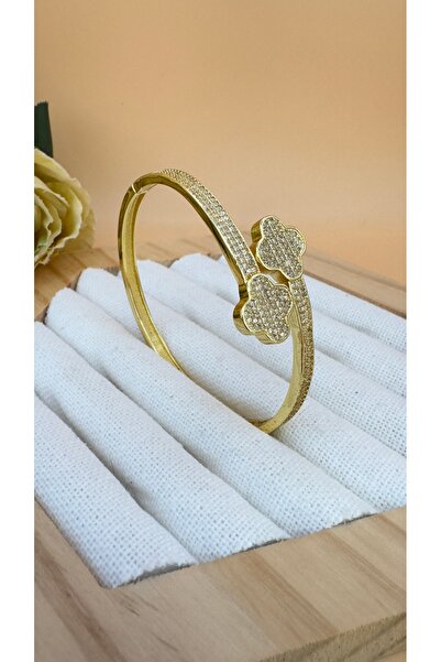 SK aksesuar موديل كلوش VIP من ستون كلوفر