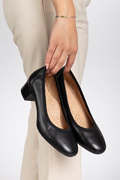 CANİLH Hakiki Deri Siyah Günlük Topuklu Hostes Ayakkabı