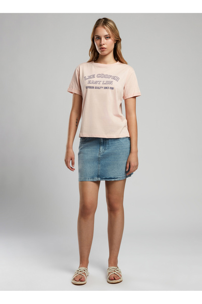 Lee Cooper Γυναικείο μπλουζάκι με λαιμόκοψη με στάμπα σε σκόνη 252 LCF 242013 COSEP PUDRA