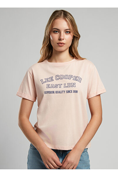 Lee Cooper Γυναικείο μπλουζάκι με λαιμόκοψη με στάμπα σε σκόνη 252 LCF 242013 COSEP PUDRA