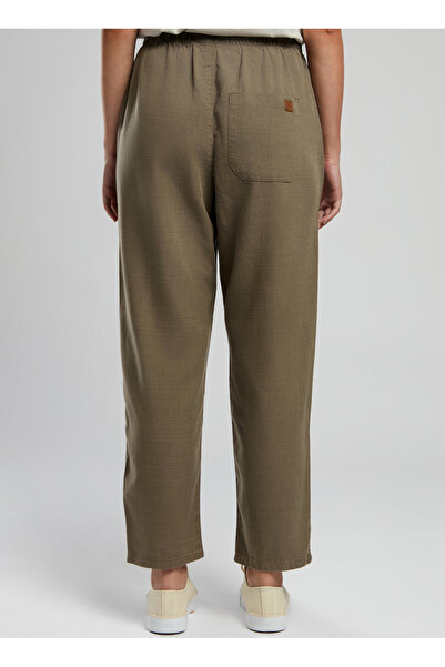 Lee Cooper Standard Waist Tapered Fit Mink Women's Trousers 252 Lcf 221002 Alberta Vizon