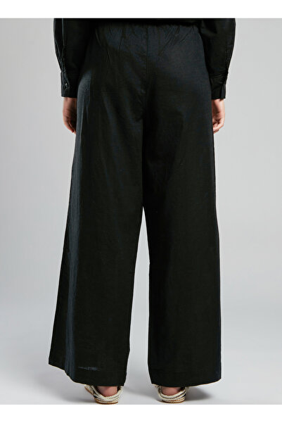 Lee Cooper Black Women's Standard Waist Straight Pants 252 Lcf 221003 Paige Black