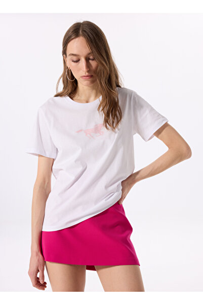 Mustang Bisiklet Yaka Baskılı Beyaz Kadın T-Shirt M5SL-TST1861