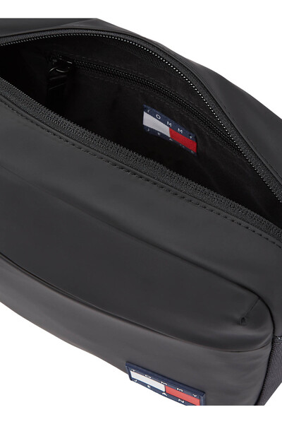 Tommy Hilfiger Černá pánská taška Messenger TJM DAILY + TAŠKA NA KAMERU