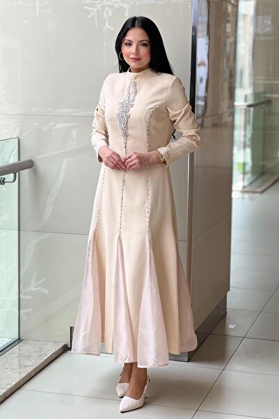 White Corner Straight Cut Crystal Stone Embroidered Evening Dress