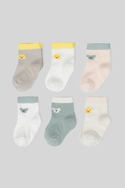 Defne Baby 4 Pairs of Newborn Anti-Bacterial Newborn and Baby Socks 0-6 Months