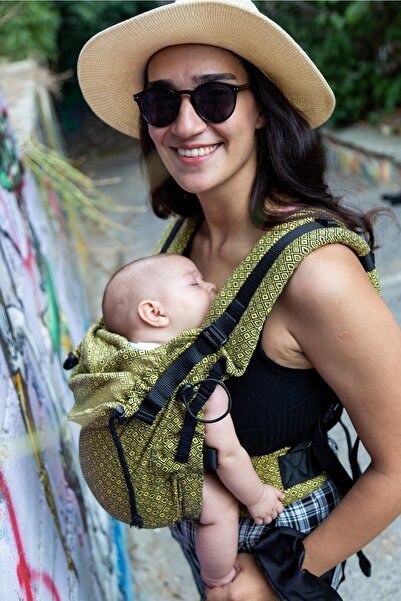 Huggyberry Softy Baby Carrier -Diamond Amber