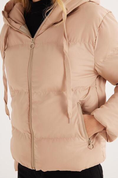 Tudors Γυναικείο παλτό μπεζ με κουκούλα κλασικής εφαρμογής