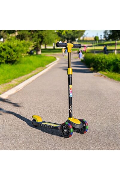 SWİNG SCOOTER 3-Wheeled Led Lighted 3-Stage Children's Scooter with 40 Kilogram Capacity for 3-6 Years Old