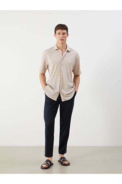 LC Waikiki Чоловіча сорочка в смужку з коротким рукавом приталеного крою