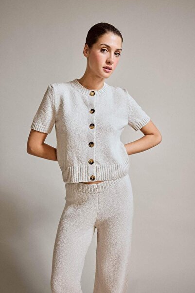 DeFacto Regular Fit Buttoned Short Sleeve Cardigan G2600Ax25Au
