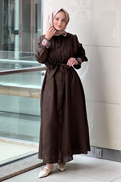 Ghisa Linen Dress with Sequin Beading on Collar and Sleeve Tips