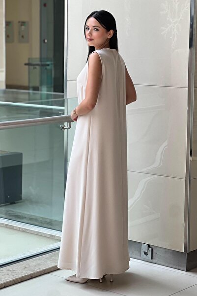 White Corner İthal Krep Kolsuz İçlik Elbise