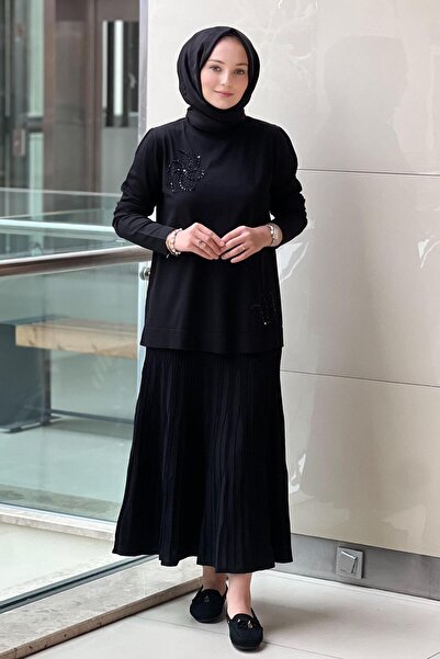 Nuss Mercerized Suit with Bead Embroidered Pleated Skirt