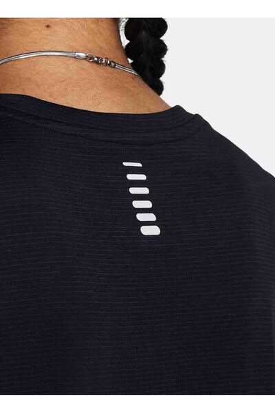 Under Armour 1382434-001 UA Launch Shortsleeve Yuvarlak Yaka Normal Kalıp Siyah Kadın T-Shirt