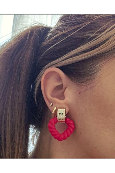 Pinkimaj Zara Model Acrylic Earrings Model Red Gold Detailed