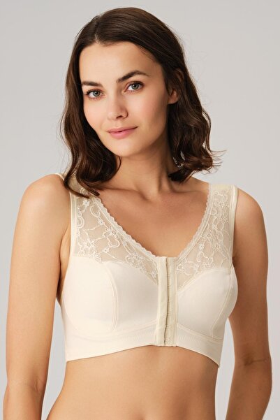 civetta Wireless, Unpadded, Wide Strap, Shaping / Sculpting Front Opening, Back Support Reducing Bra, Skin Color