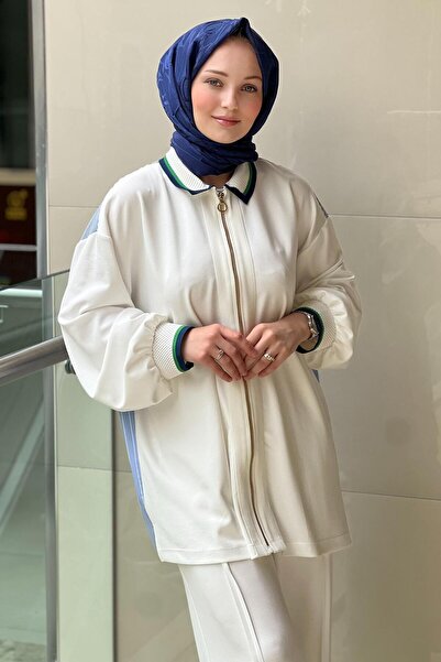 Ghisa Cap Pants Suit with Poplin Detail on the Back