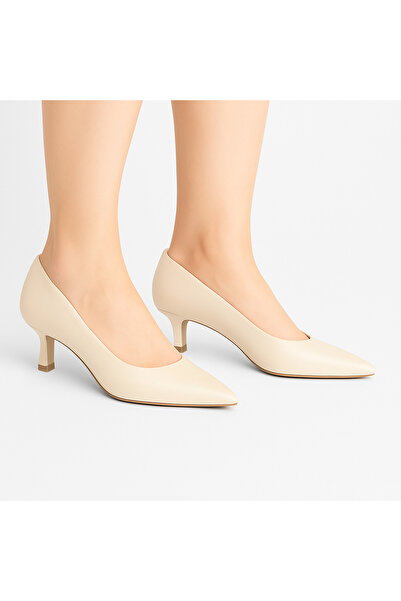 Venardi Stiletto Ivory Charm