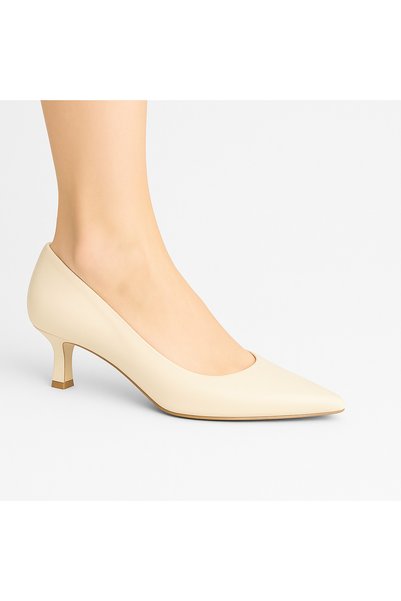 Venardi Ivory Charm Stiletto