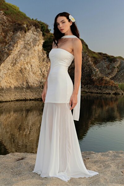 BERFUĞ KIRAN BEYAZ STRAPLEZ ALTI ŞİFON ELBİSE