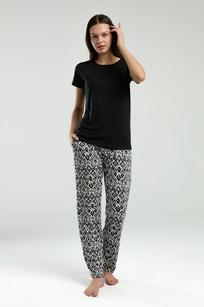 Arnetta Women's Black Short Sleeve Pajama Set