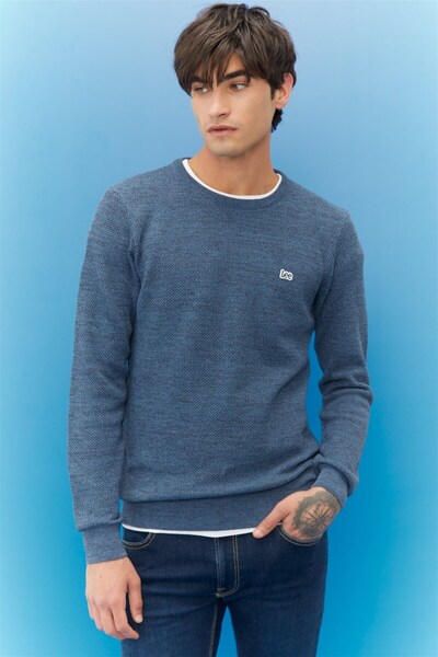 Lee Comfortable CutRegularFit Crew Neck Knitwear