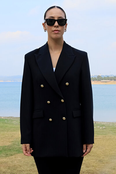 Ashley Великий розмір довгий чорний блейзер з золотими ґудзиками