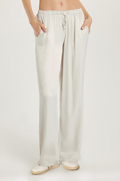 Tudors Kadın Regular Fit Beli Lastikli Bağlamalı Saten Palazzo Geniş Paça Gri Pantolon